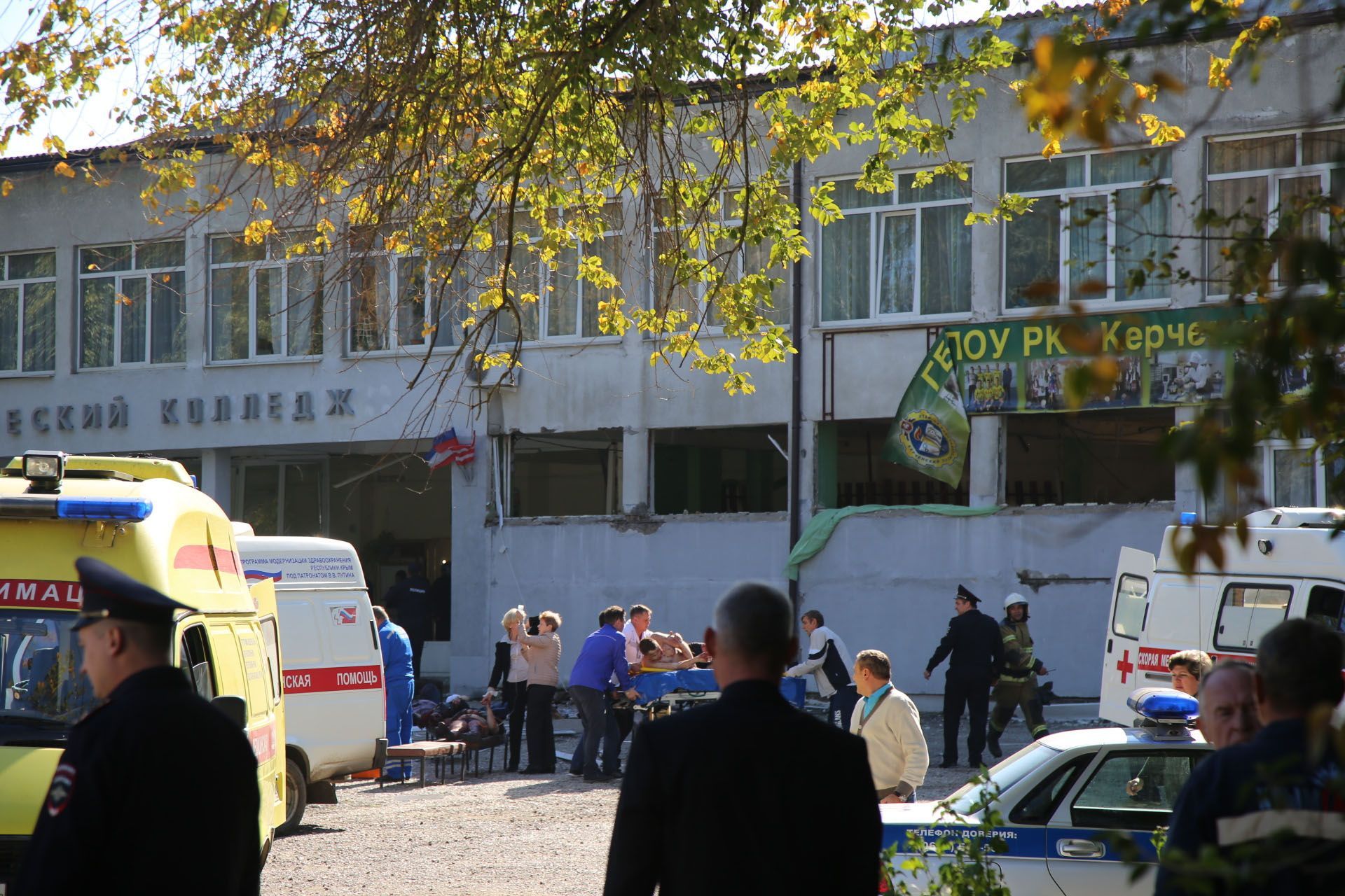 Массовая бойня в колледже Керчи: в Москве собираются выписать из больницы последних пострадавших