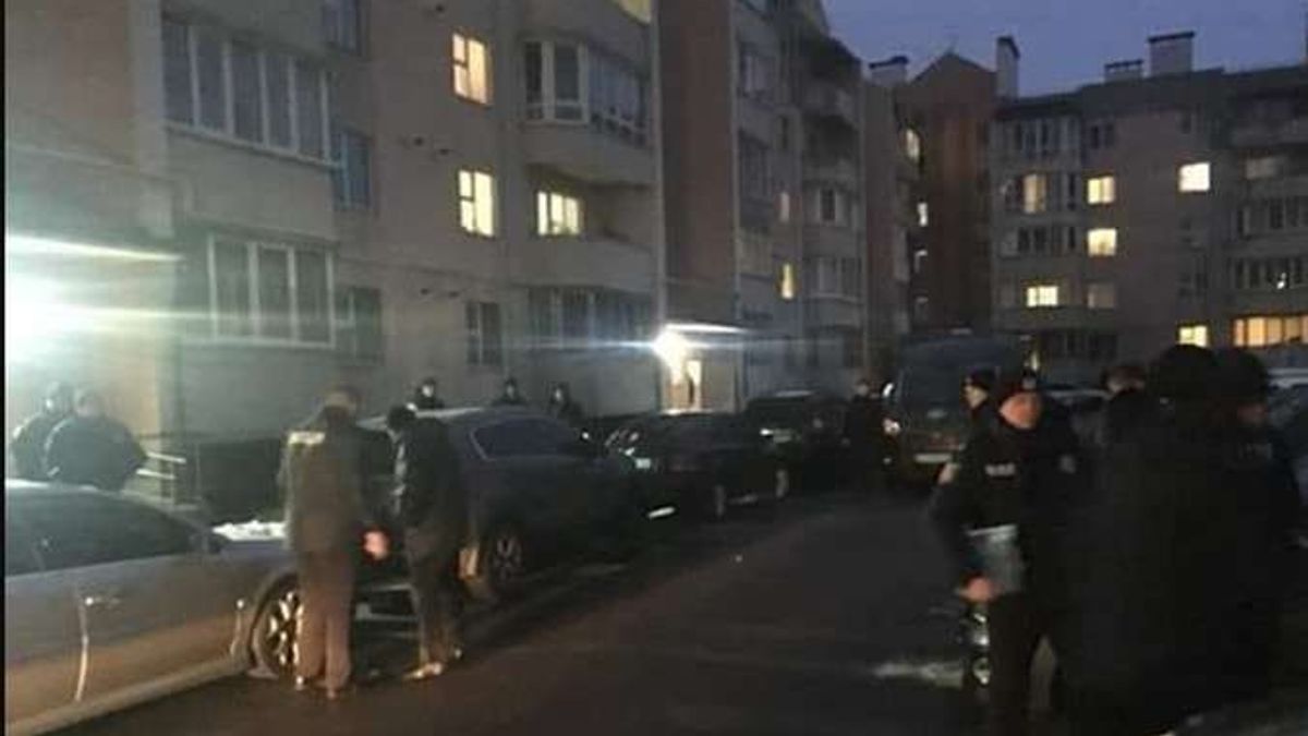Ужасное убийство семьи в Виннице: подозреваемому избрали меру пресечения