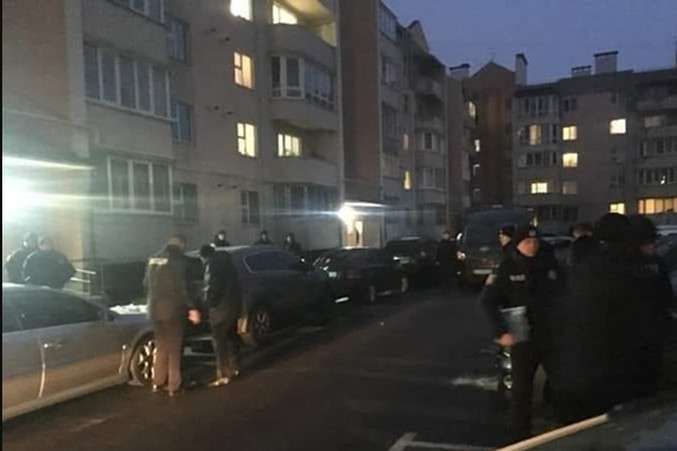 Ужасное убийство семьи в Виннице: подозреваемому избрали меру пресечения