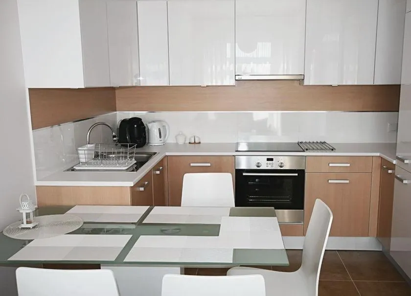 кухня маленька кухня маленька