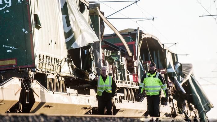 Аварія на залізниці у Данії: кількість загиблих збільшилась Аварія на залізниці у Данії: кількість загиблих збільшилась