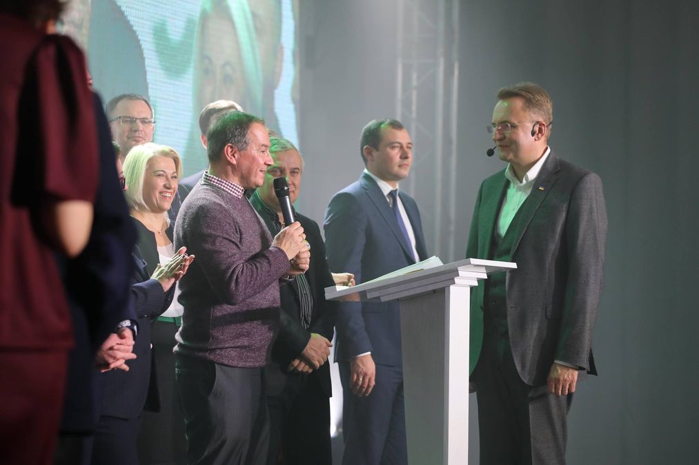 Мер Глухова Терещенко підтримав кандидатуру Садового на посаду Президента Мер Глухова Терещенко підтримав кандидатуру Садового на посаду Президента