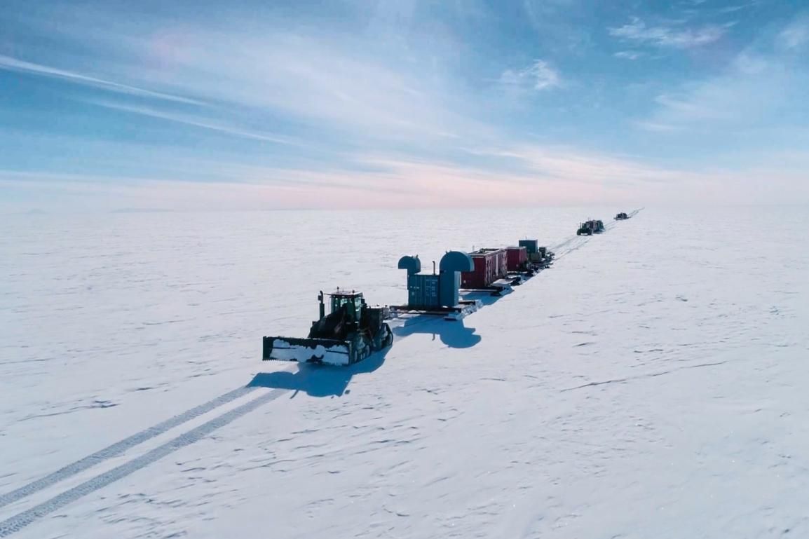 В Антарктике ученым удалось добраться до подземного озера: увлекательное видео