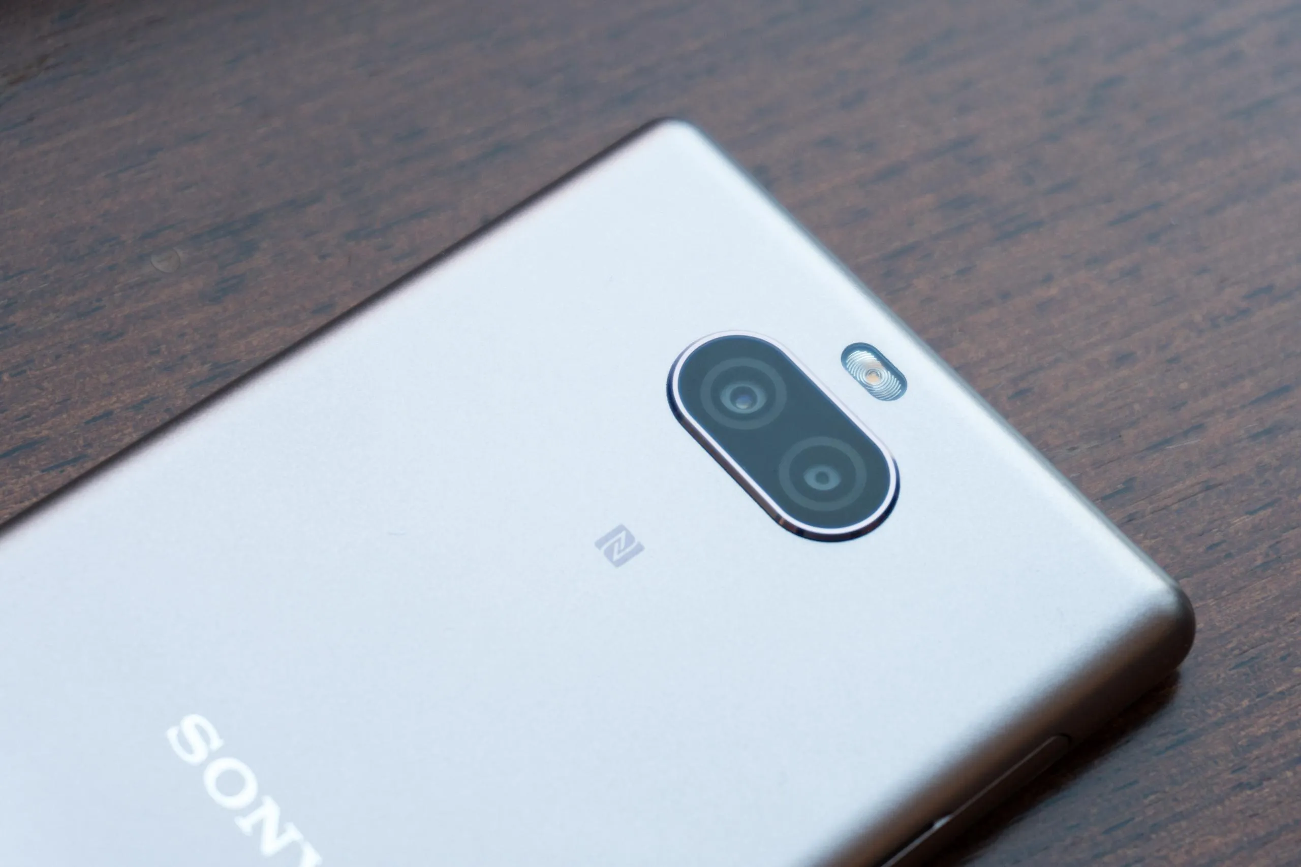 Sony Xperia 10 та Xperia 10 Plus Sony Xperia 10 та Xperia 10 Plus