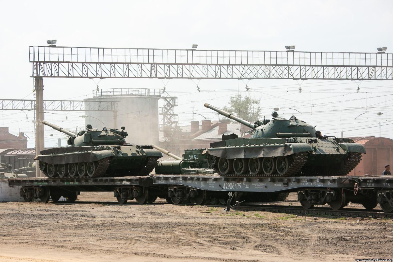 Боевики продолжают заполнять оккупированные районы тяжелым вооружением