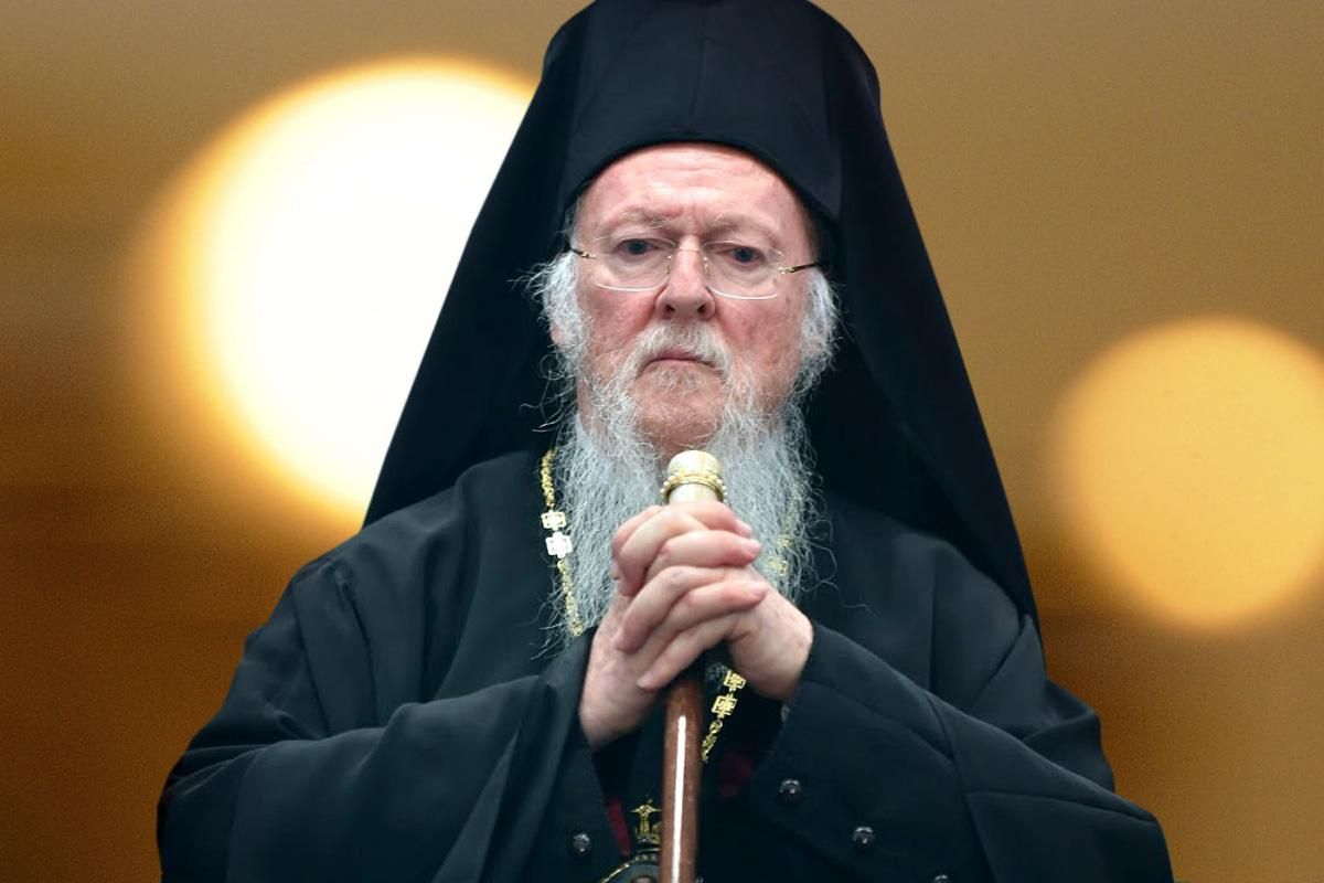 Текст-оригинал Томоса о предоставлении автокефалии ПЦУ доставили Вселенскому патриарху Текст-оригинал Томоса о предоставлении автокефалии ПЦУ доставили Вселенскому патриарху