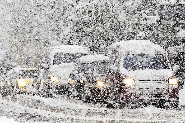 Сніжний циклон покинув територію України: яка ситуація на дорогах