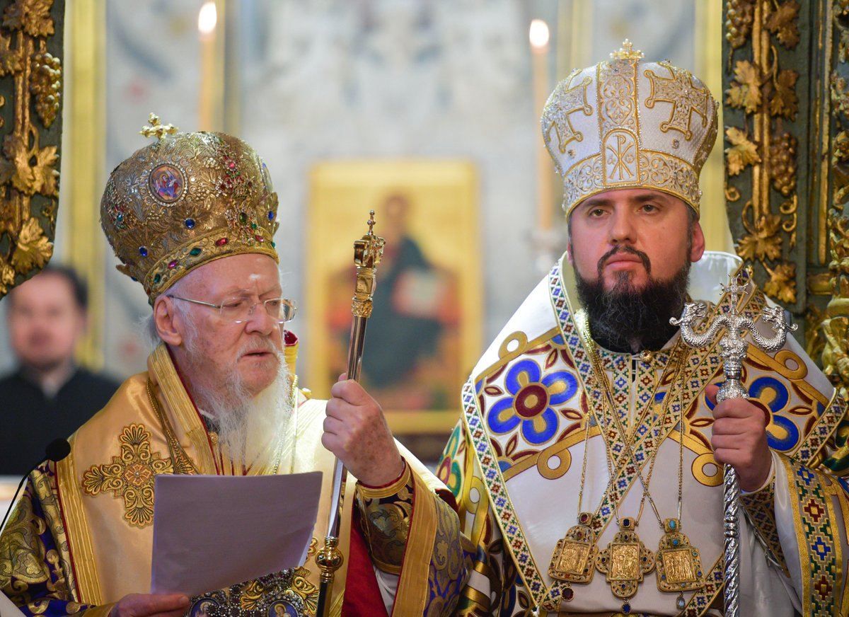 "Українці мають свою церкву на злість Росії": як польські ЗМІ відреагували на Томос для ПЦУ