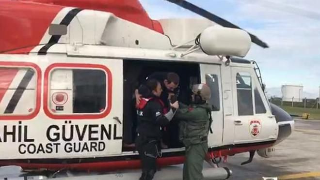 Неподалік Туреччини затонуло судно з українцями на борту: фото та відео рятувальної операції Неподалік Туреччини затонуло судно з українцями на борту: фото та відео рятувальної операції