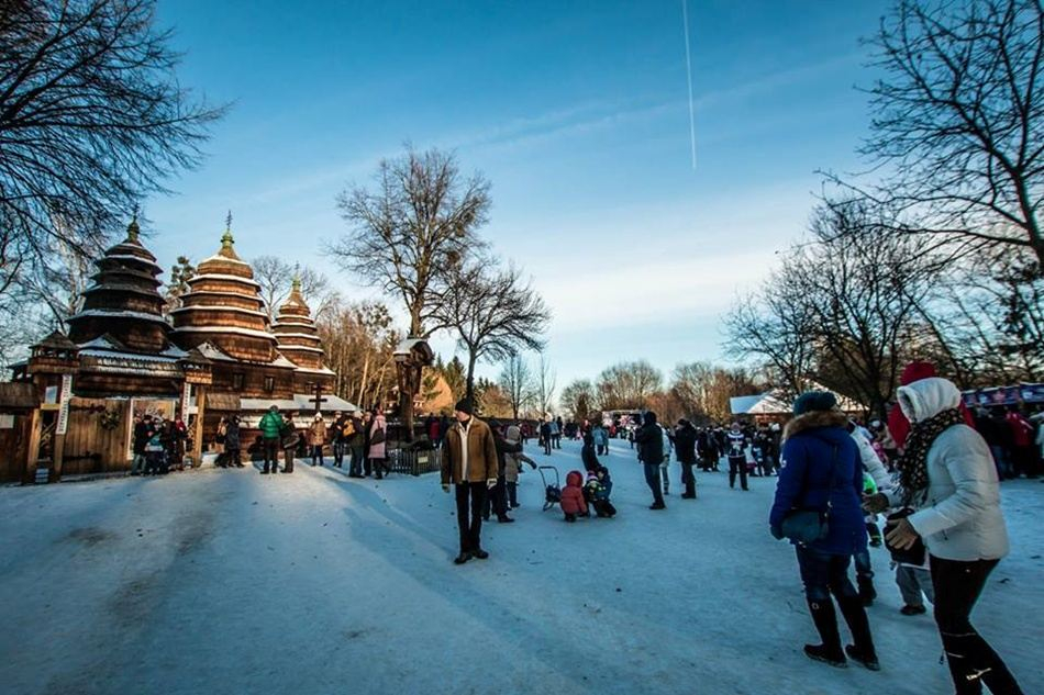 Різдво у Львові: яких старовинних традицій дотримуються у місті – яскраві фото та відео