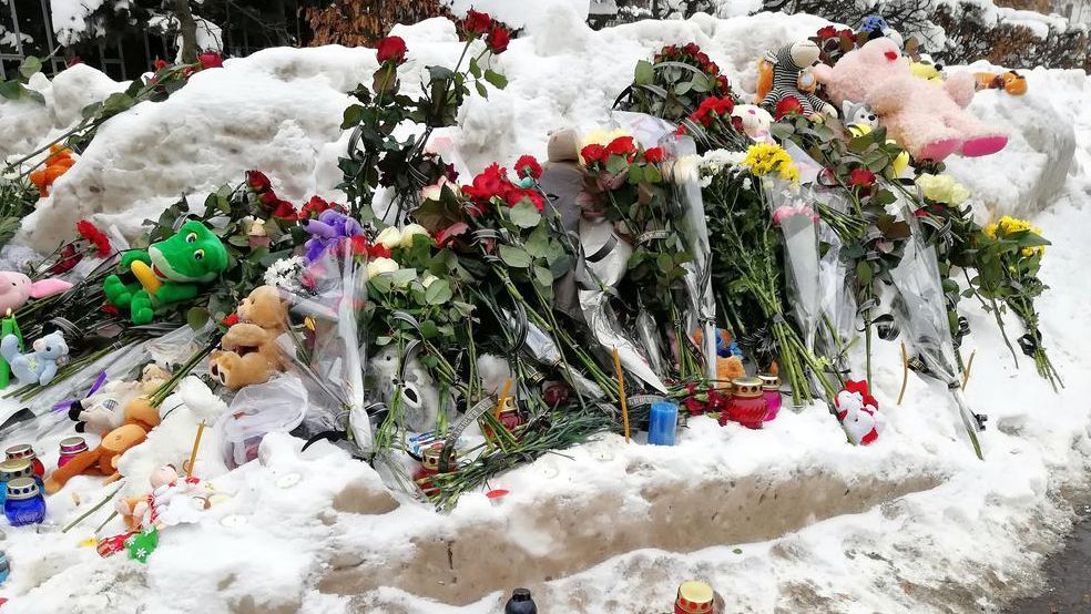 В Полтаве умер парень, которого сбила местная бизнесвумен В Полтаве умер парень, которого сбила местная бизнесвумен