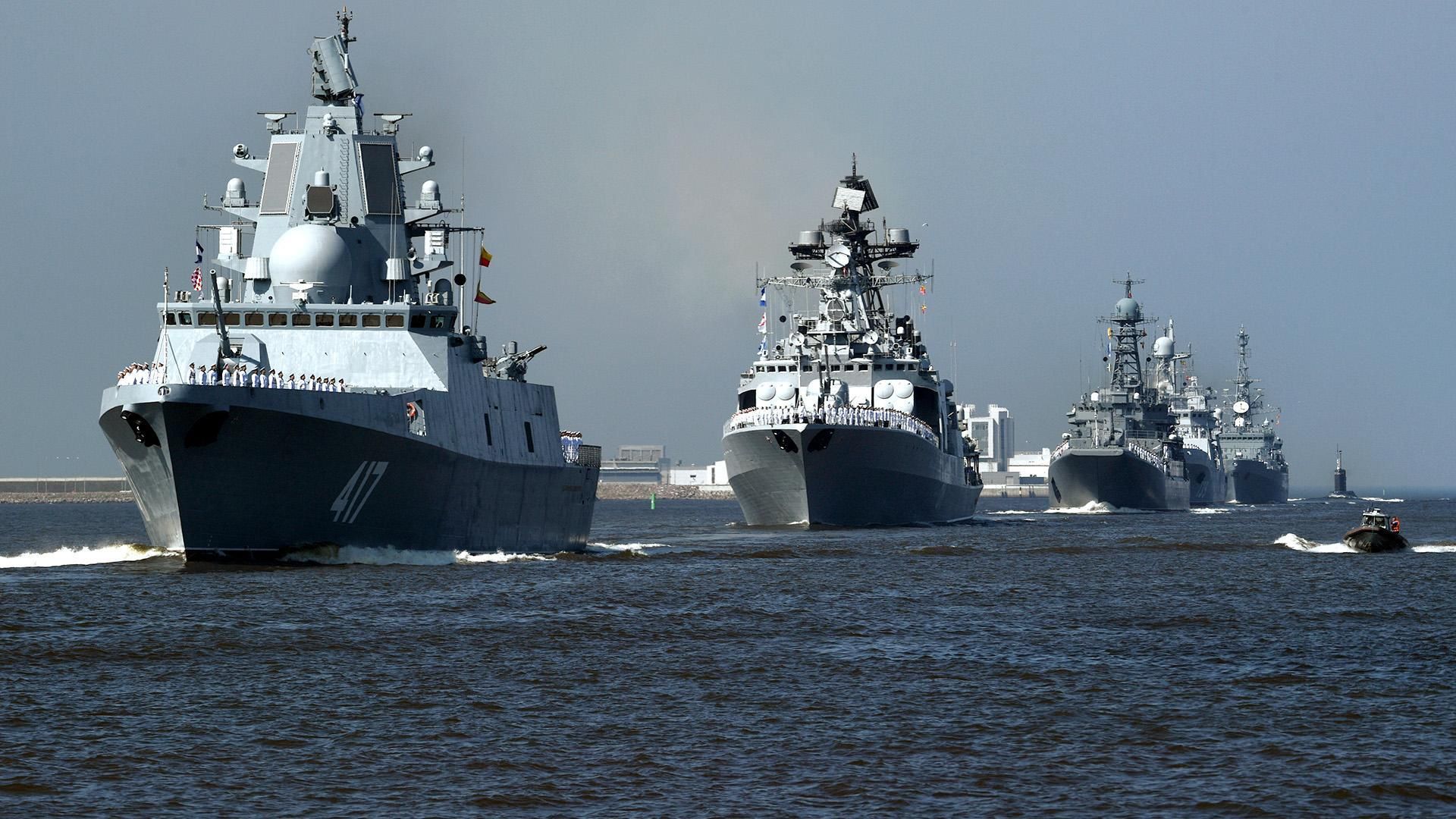 Российские корабли проведут ракетные стрельбы в Средиземном море