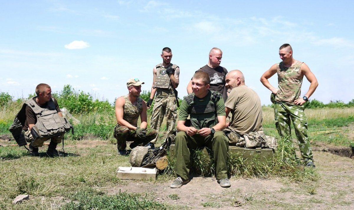 Какие зарплаты и надбавки будут получать военные в 2019 году Какие зарплаты и надбавки будут получать военные в 2019 году
