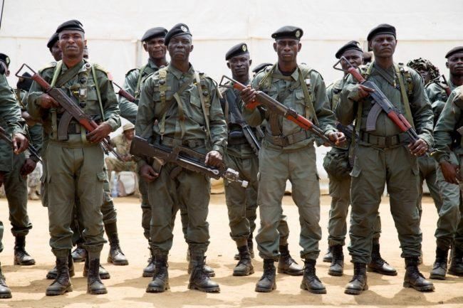 Наплевав на все: до какого ужаса довел свою страну президент Габона - 10 січня 2019 - Телеканал новин 24 Наплевав на все: до какого ужаса довел свою страну президент Габона - 10 січня 2019 - Телеканал новин 24