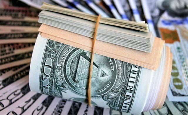 Готівковий курс валют на 10.01.2019: курс долару та євро Готівковий курс валют на 10.01.2019: курс долару та євро