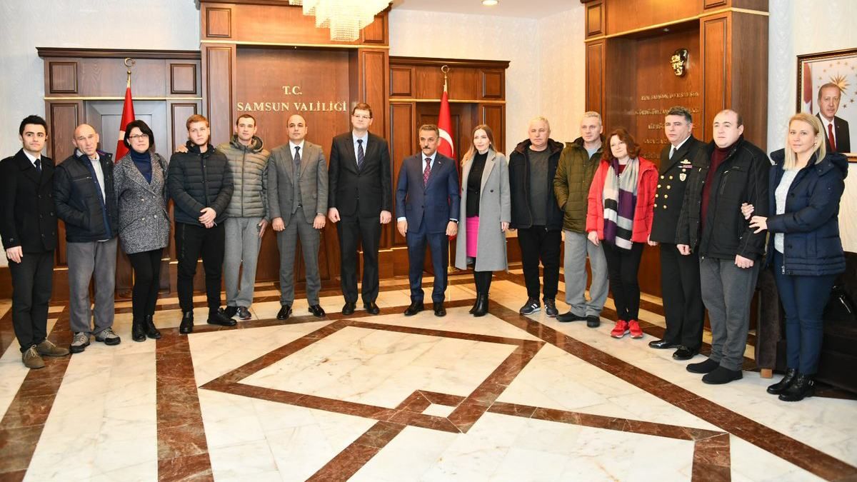 Авария судна возле Турции: всех спасенных украинских моряков выписали из больницы Авария судна возле Турции: всех спасенных украинских моряков выписали из больницы