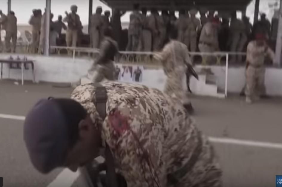 У Ємені під час параду безпілотник скинув бомбу на високопоставлених військових: є загиблі