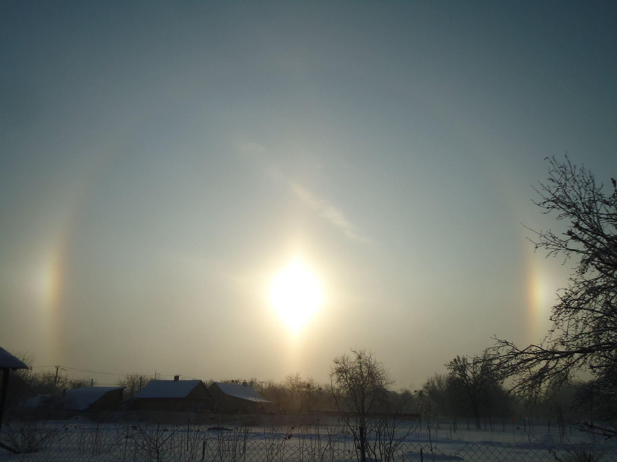 В мережі з'явилось фото рідкісного природного явища, яке зафіксували під Києвом В мережі з'явилось фото рідкісного природного явища, яке зафіксували під Києвом