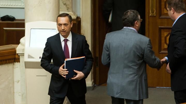 Суд показал прямые доказательства отношения Мартыненко к офшору, получавшему откаты Суд показал прямые доказательства отношения Мартыненко к офшору, получавшему откаты