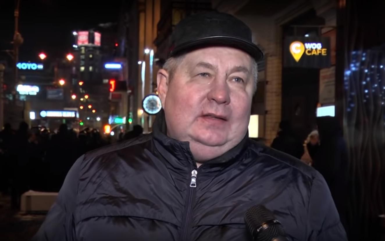 Штурм "офиса Зеленского": вроде бы настоящий владелец помещения заявил о рейдерстве Штурм "офиса Зеленского": вроде бы настоящий владелец помещения заявил о рейдерстве