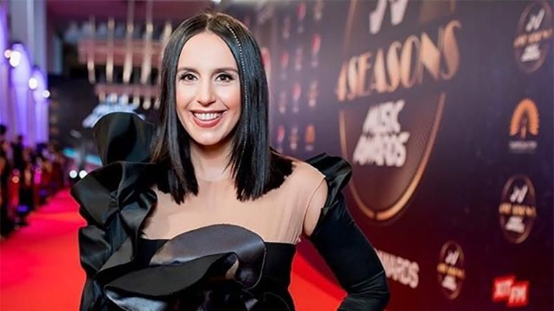 Джамала похизувалась стрункою фігурою в купальнику: пікантні фото