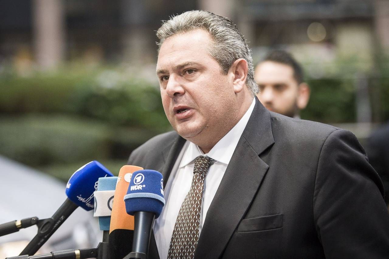 Министр обороны Греции ушел в отставку: названы причины Министр обороны Греции ушел в отставку: названы причины