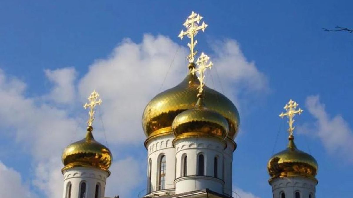 На Житомирщині громада не впустила священиків УПЦ МП до храму, розгорівся конфлікт: фото, відео На Житомирщині громада не впустила священиків УПЦ МП до храму, розгорівся конфлікт: фото, відео