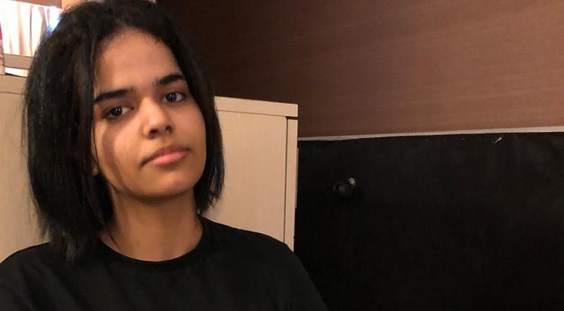 Побег, за которым наблюдал весь мир: история смелой девушки, которая отреклась от ислама Побег, за которым наблюдал весь мир: история смелой девушки, которая отреклась от ислама