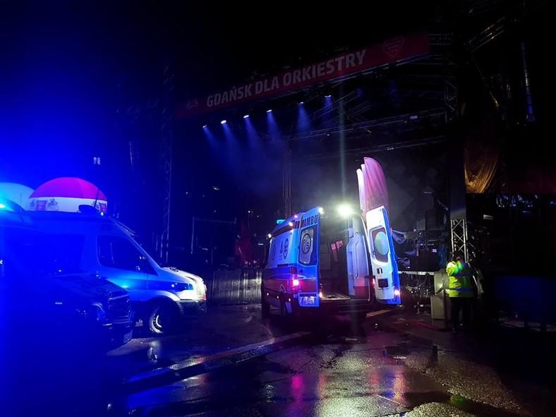 На мэра польского Гданьска напали с ножом во время концерта, он в тяжелом состоянии: видео На мэра польского Гданьска напали с ножом во время концерта, он в тяжелом состоянии: видео
