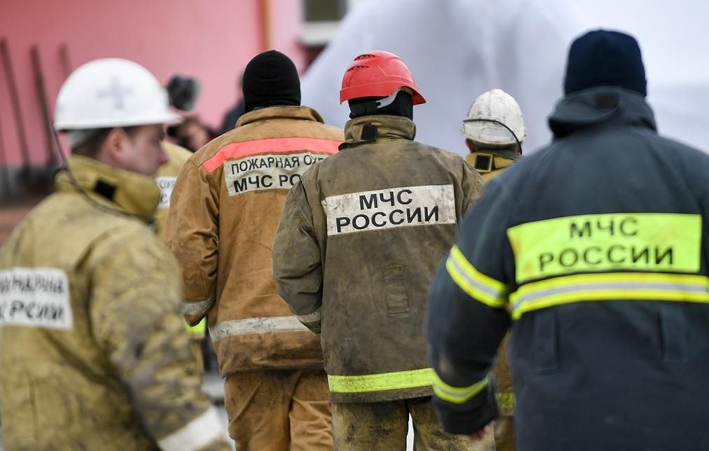 В России снова обвалился дом из-за взрыв газа: есть погибший, людей ищут под завалами