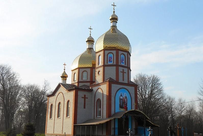 На Вінниччині священики УПЦ МП позвозили підставних вірян, аби зірвати перехід до ПЦУ