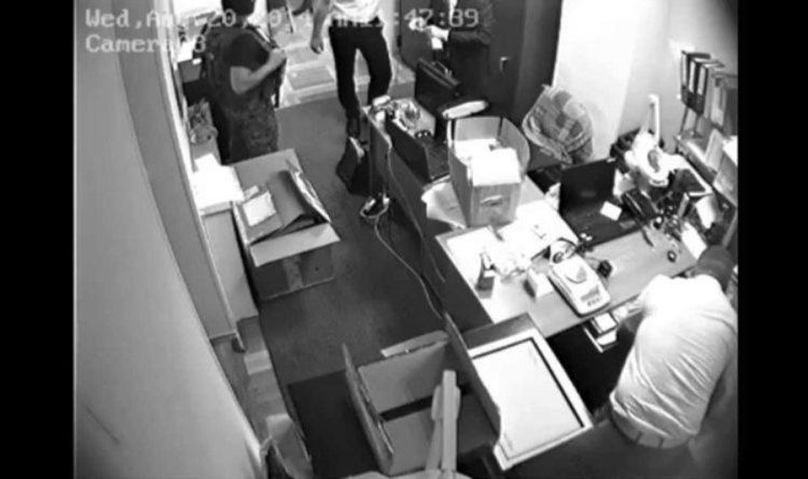 Шокуюча історія пограбування правоохоронцями ювелірного салону "Графф": що відомо про справу - 14 января 2019 - Телеканал новостей 24 Шокуюча історія пограбування правоохоронцями ювелірного салону "Графф": що відомо про справу - 14 января 2019 - Телеканал новостей 24