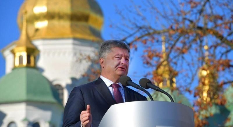 При содействии Порошенко и церкви возрождаются криминальные авторитеты времен Януковича,–Лещенко