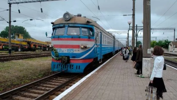 Приміські електрички в жахливому стані