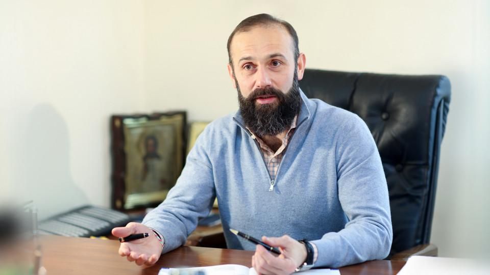 Скандального суддю Ємельянова звільнили через розслідування журналістів