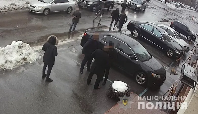 Напад на Дзідзьо в Києві: фото з місця інциденту