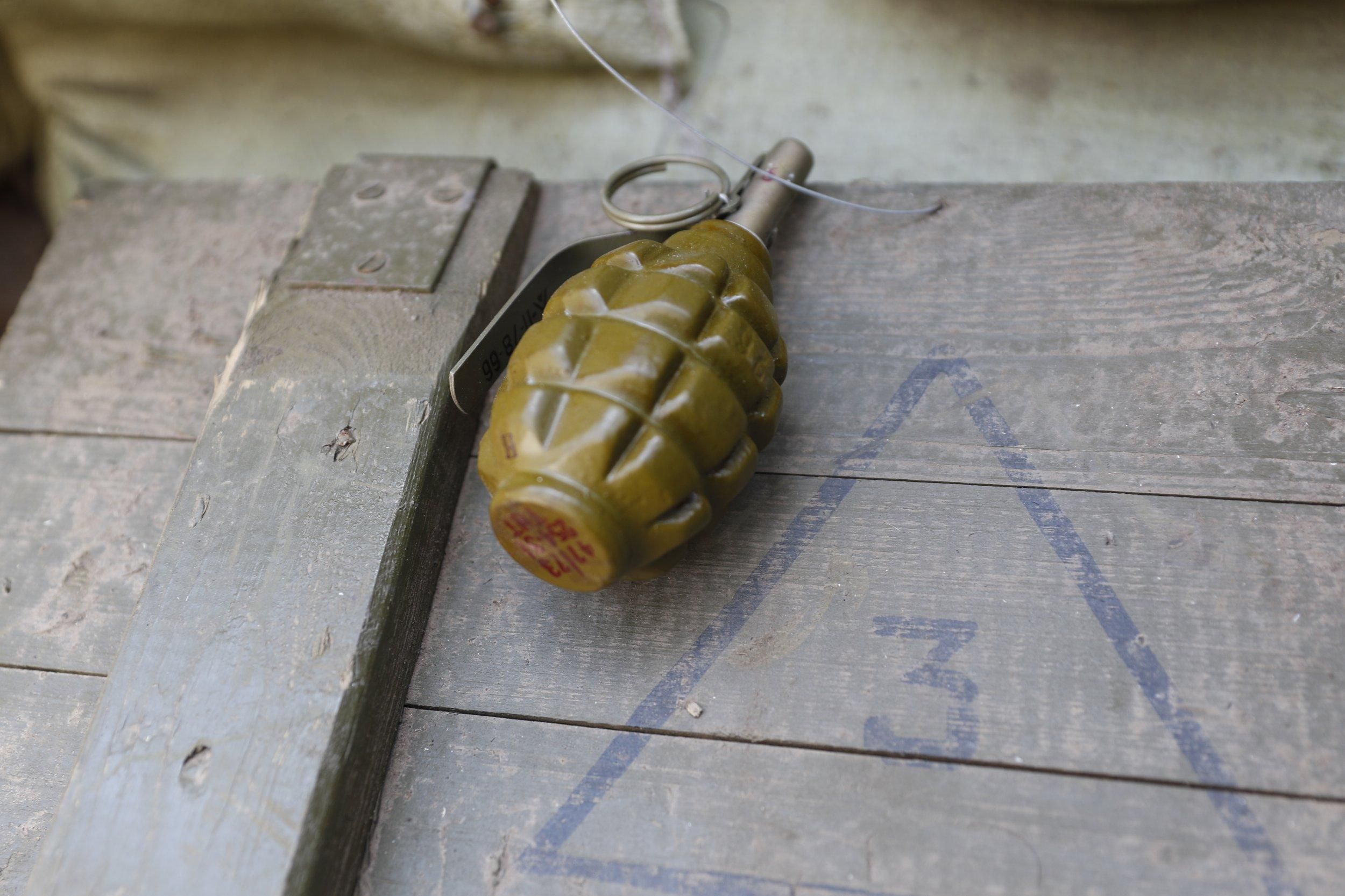 У франківському виші знайшли гранату, вона перебувала у небезпечному стані: фото У франківському виші знайшли гранату, вона перебувала у небезпечному стані: фото