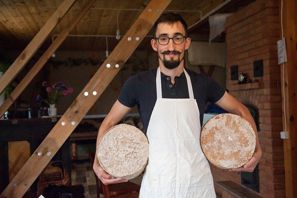 Українець, який у пошуках себе покинув посаду головного менеджера і став успішним сироваром Українець, який у пошуках себе покинув посаду головного менеджера і став успішним сироваром