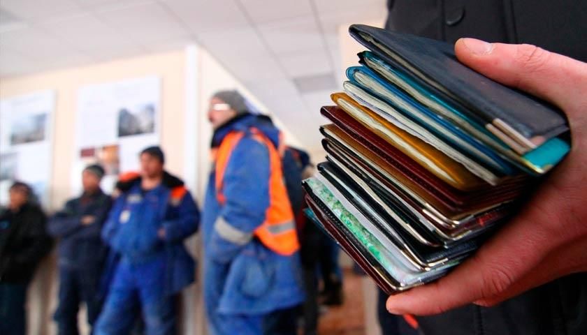 Украинцы продолжают становиться жертвами: эксперт назвал проблему трудовой миграции Украинцы продолжают становиться жертвами: эксперт назвал проблему трудовой миграции