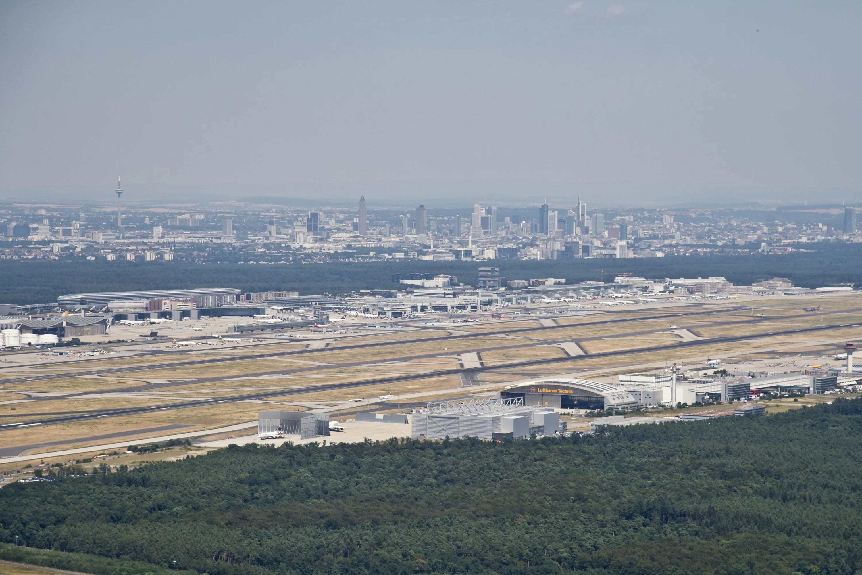 аеропорт Німеччина Франкфурт