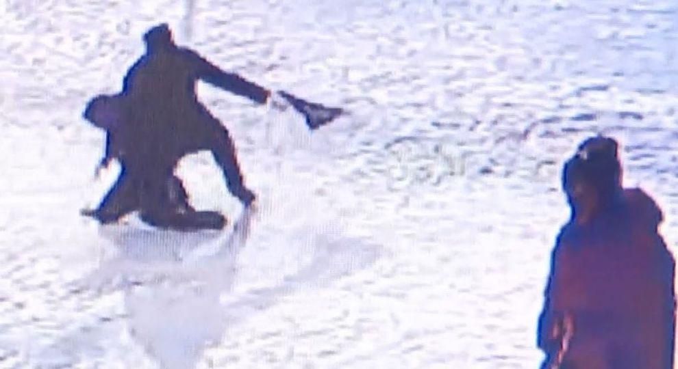 Розлючений батько побив вчителя фізкультури через зауваження дитині Розлючений батько побив вчителя фізкультури через зауваження дитині