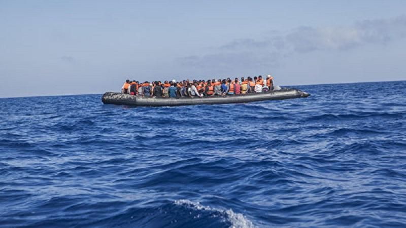 У берегов Ливии в результате крушения судна более сотни человек пропали без вести