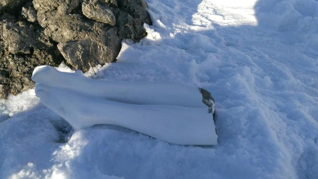 Над багатостраждальним гіпсовим Ісусом Христом невідомі знову познущалися в Умані Над багатостраждальним гіпсовим Ісусом Христом невідомі знову познущалися в Умані