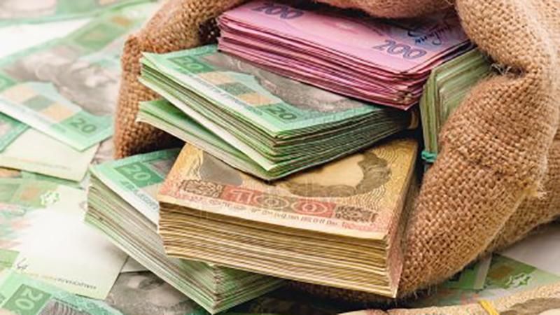 Скільки українців задекларували більше 1 мільйона гривень доходів за рік: цікаві дані ДФС Скільки українців задекларували більше 1 мільйона гривень доходів за рік: цікаві дані ДФС