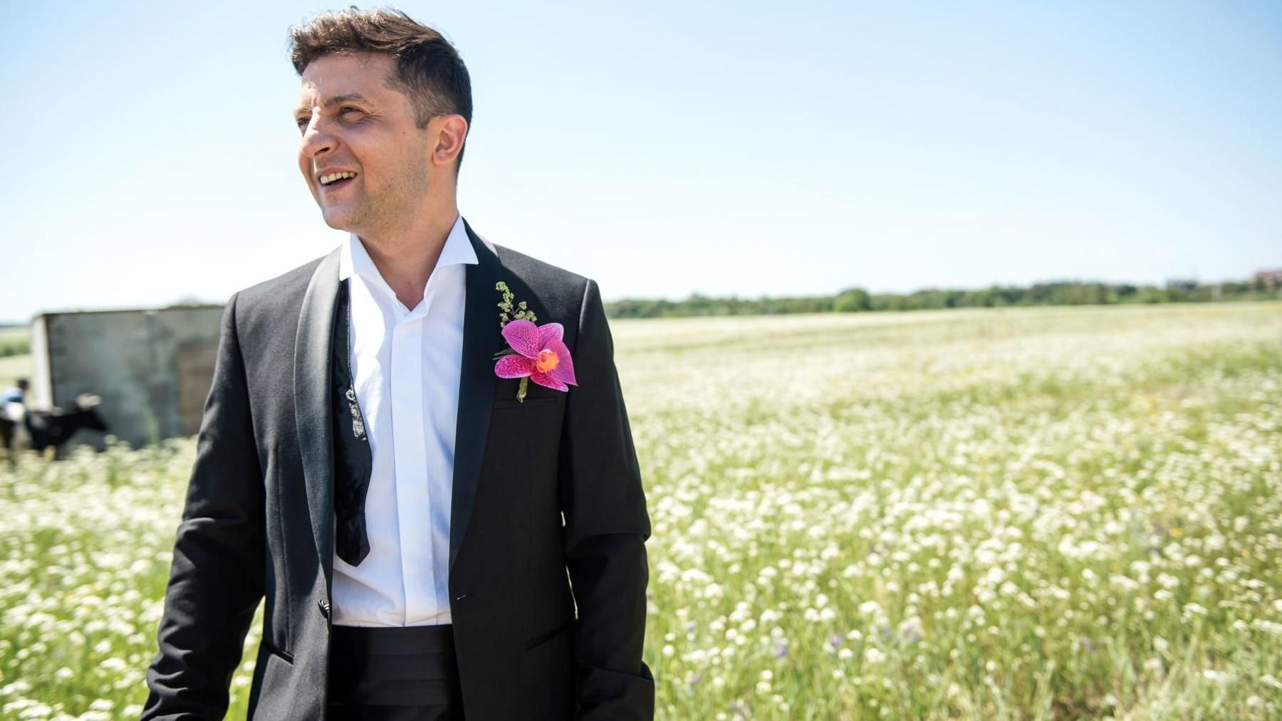 Бизнес Зеленского в России: Минкульт РФ выделял 35 миллионов рублей компании шоумена Бизнес Зеленского в России: Минкульт РФ выделял 35 миллионов рублей компании шоумена