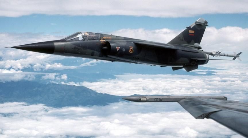 У Марокко розбився військовий винищувач: пілот дивом врятувався У Марокко розбився військовий винищувач: пілот дивом врятувався