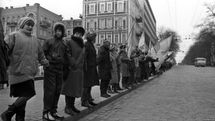 Несмотря на безумное сопротивление КГБ: воспоминания о "цепи единения" в 1990 году