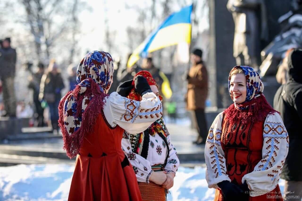 Харків'яни провели незвичний флешмоб до дня Соборності України: цікаві фото та відео
