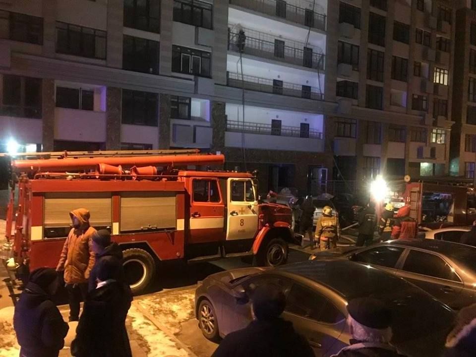 В Печерском районе Киева горела многоэтажка