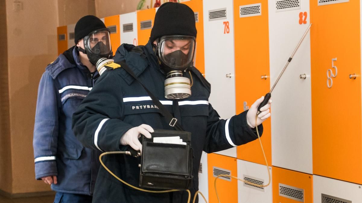 У Дніпрі учень розпилив газ під час уроку: шістьох дітей госпіталізували У Дніпрі учень розпилив газ під час уроку: шістьох дітей госпіталізували